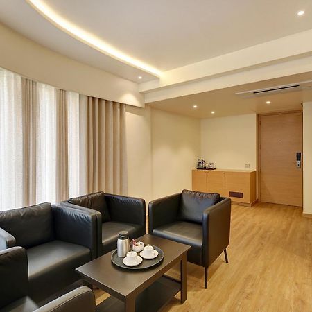 Hotel Mumbai House Ghansoli, Navi Mumbai Zewnętrze zdjęcie