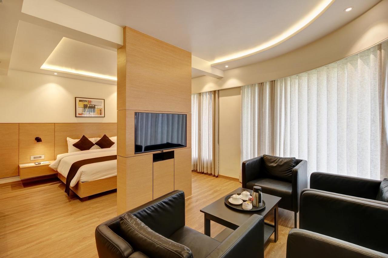 Hotel Mumbai House Ghansoli, Navi Mumbai Zewnętrze zdjęcie