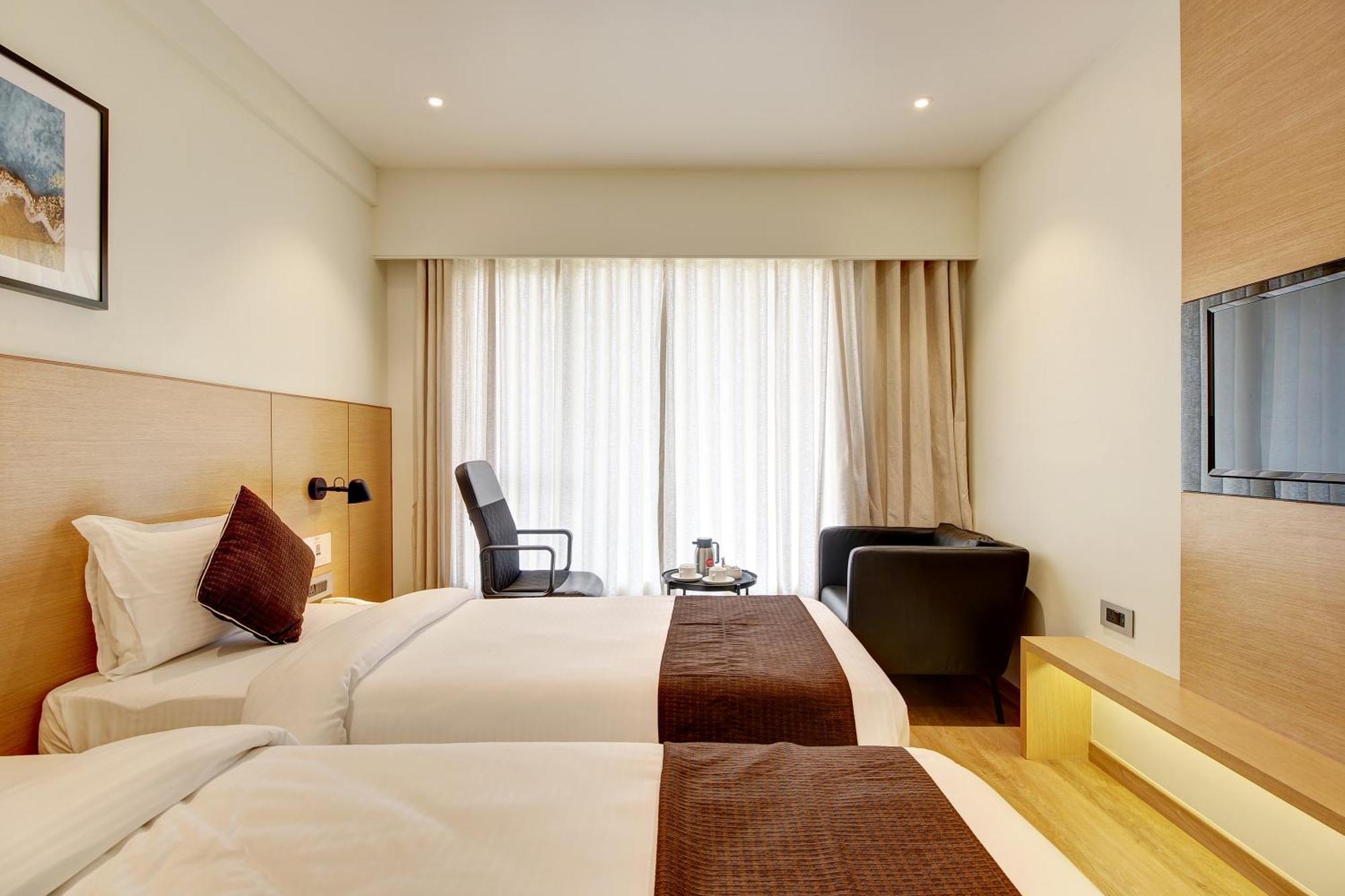 Hotel Mumbai House Ghansoli, Navi Mumbai Zewnętrze zdjęcie